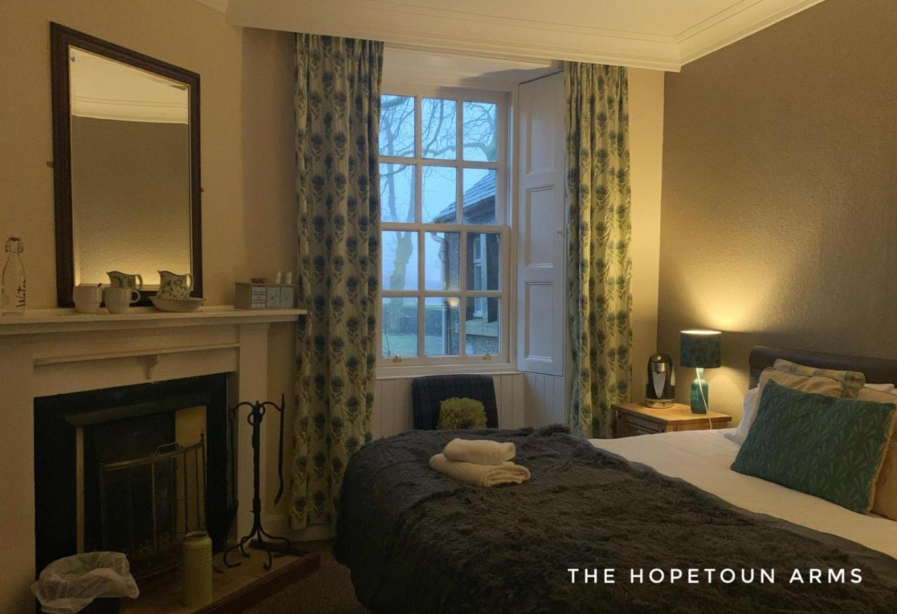 The Hopetoun Arms Hotel Leadhills Exterior photo