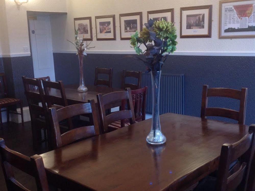 The Hopetoun Arms Hotel Leadhills Exterior photo